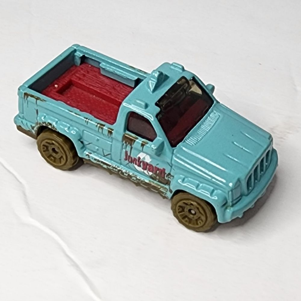 VtG Junkyard Troop Carrier 2000 Matchbox die cast truck car vehicle